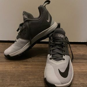 Men’s Nike Fly By II